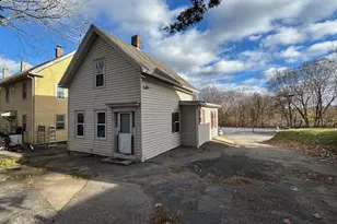 90 Chapman St, Windham, CT 06226 - Photo 2