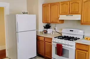 83 Colebrook St, Hartford, CT 06112 - Photo 10