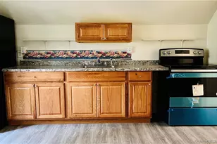 45 Warrenton Ave, Hartford, CT 06105 - Photo 8