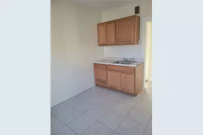 45 Warrenton Avenue, Hartford, CT 06105 - Photo 6