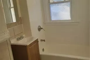 45 Warrenton Ave, Hartford, CT 06105 - Photo 12