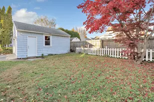 88 Brewster St, Stratford, CT 06614 - Photo 4