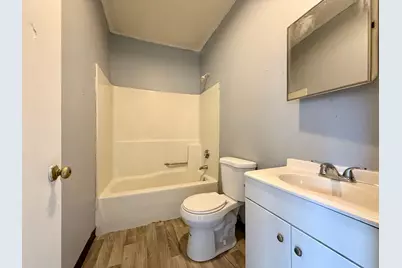 132 Locust Street #14, Waterbury, CT 06704 - Photo 6