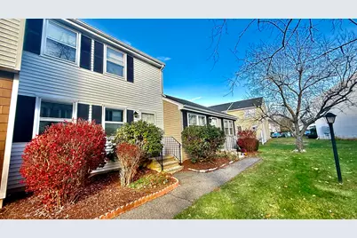 4 Persimmon Lane #4, Glastonbury, CT 06033 - Photo 2