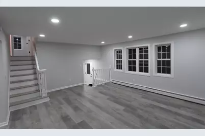 13 Patton Road, Bloomfield, CT 06002 - Photo 6