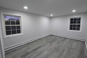 13 Patton Rd, Bloomfield, CT 06002 - Photo 10