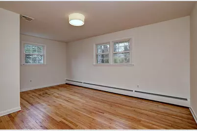 7 Deerfield Drive, Newtown, CT 06482 - Photo 18