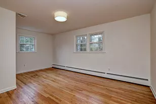 7 Deerfield Dr, Newtown, CT 06482 - Photo 18