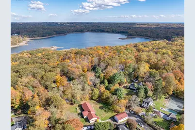 78 Trinity Pass, Stamford, CT 06903 - Photo 1