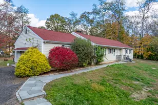 78 Trinity Pass, Stamford, CT 06903 - Photo 2