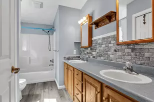 2 Mountain Laurel Ridge, Montville, CT 06382 - Photo 18