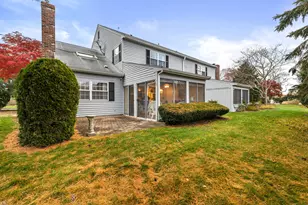3 Sandgate Cir, Madison, CT 06443 - Photo 2