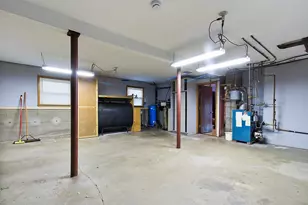 1 Indian Hill Ln, New Fairfield, CT 06812 - Photo 32