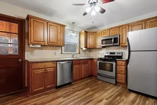 1 Indian Hill Ln, New Fairfield, CT 06812 - Photo 4