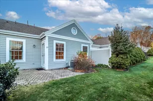 25 St George Pl, Newtown, CT 06482 - Photo 26