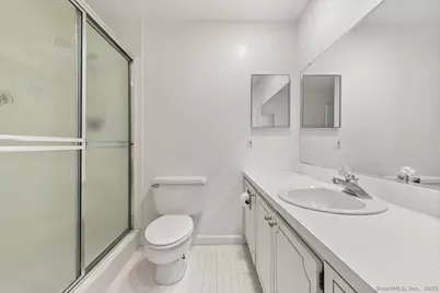 3200 Park Avenue #11E2, Bridgeport, CT 06604 - Photo 30