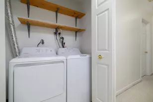 170 Forest St, Stamford, CT 06901 - Photo 20