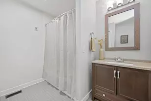 7 Silversmith Dr, Danbury, CT 06811 - Photo 18