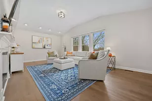 7 Silversmith Dr, Danbury, CT 06811 - Photo 8