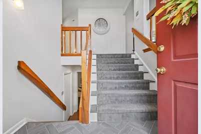 7 Silversmith Drive, Danbury, CT 06811 - Photo 4