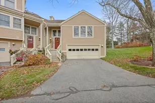 7 Silversmith Dr, Danbury, CT 06811 - Photo 2