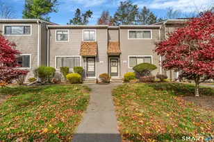 40 Orangewood W, Derby, CT 06418 - Photo 2
