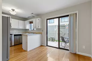 1 Horizon Dr, Norwalk, CT 06854 - Photo 4