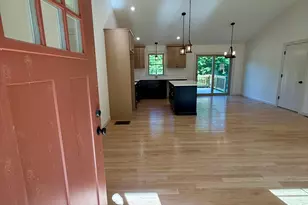 247 Green Holow Rd, Killingly, CT 06239 - Photo 2