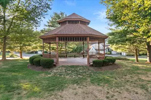 39 L Hermitage Dr, Shelton, CT 06484 - Photo 30