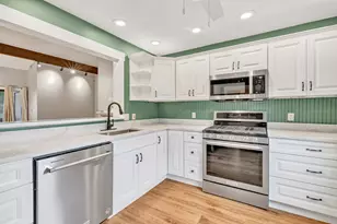 35 Algonquin Ln, Stratford, CT 06614 - Photo 8