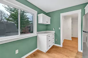 35 Algonquin Ln, Stratford, CT 06614 - Photo 10