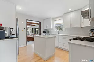 855 Riverside Dr, Fairfield, CT 06824 - Photo 8