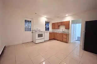 20 Hedge Ave, Norwich, CT 06360 - Photo 6