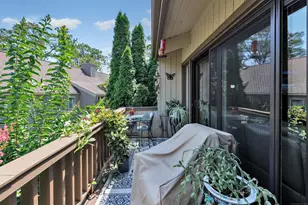 87 Creek Ln, Stratford, CT 06614 - Photo 8