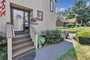 87 Creek Ln, Stratford, CT 06614 - Photo 4