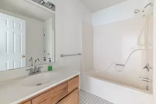 51 Commodore Commons, Derby, CT 06418 - Photo 12