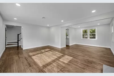 85 Elmwood Drive, Meriden, CT 06450 - Photo 12