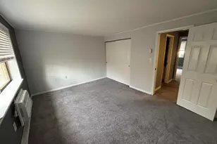 39 Horton Hill St, Naugatuck, CT 06770 - Photo 8