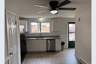 39 Horton Hill Street #9B, Naugatuck, CT 06770 - Photo 2