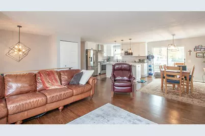 425 Judd Street, Fairfield, CT 06824 - Photo 4