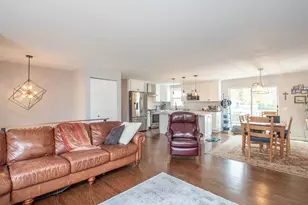 425 Judd St, Fairfield, CT 06824 - Photo 4