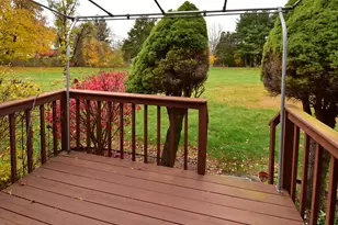 413 Lady Bug Ln, Vernon, CT 06066 - Photo 24