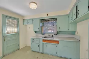 16 Coleman Rd, Manchester, CT 06042 - Photo 8