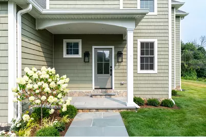 6 Walnut Ridge Court, Stamford, CT 06905 - Photo 2