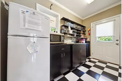 189 East Avenue, Norwalk, CT 06855 - Photo 10