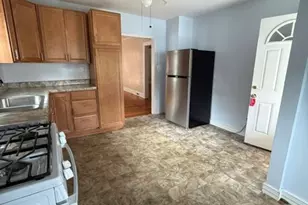 593 Plank Rd, Waterbury, CT 06705 - Photo 1