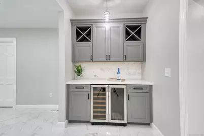 175 Scarborough Street, Hartford, CT 06105 - Photo 10