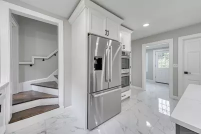 175 Scarborough Street, Hartford, CT 06105 - Photo 8