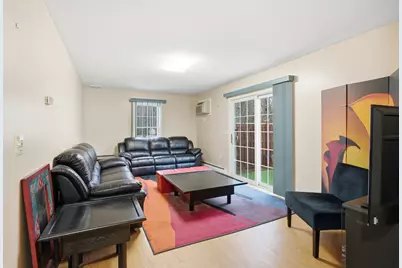 35 Fairfield Lane, Bloomfield, CT 06002 - Photo 10