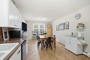 35 Fairfield Ln, Bloomfield, CT 06002 - Photo 24